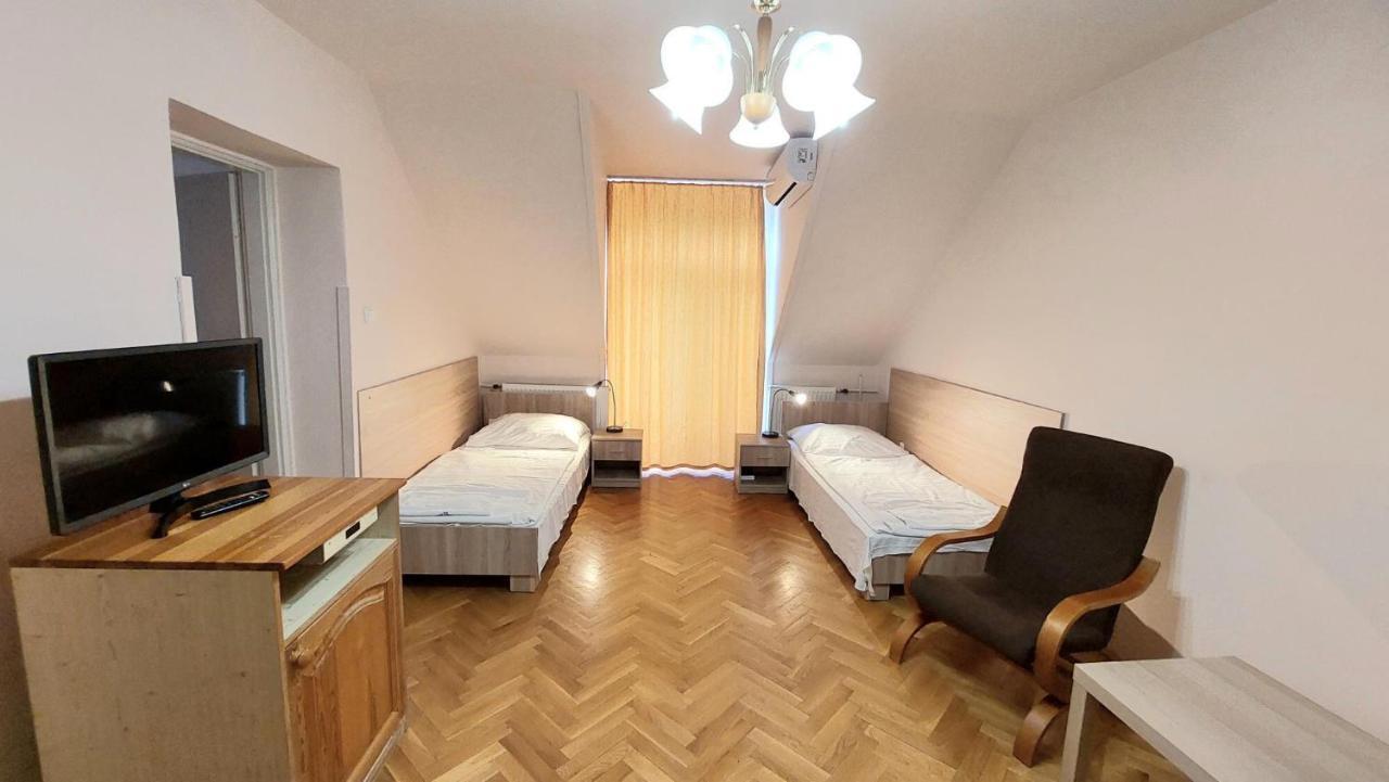 Thermal Apartmanhaz Komárom Extérieur photo
